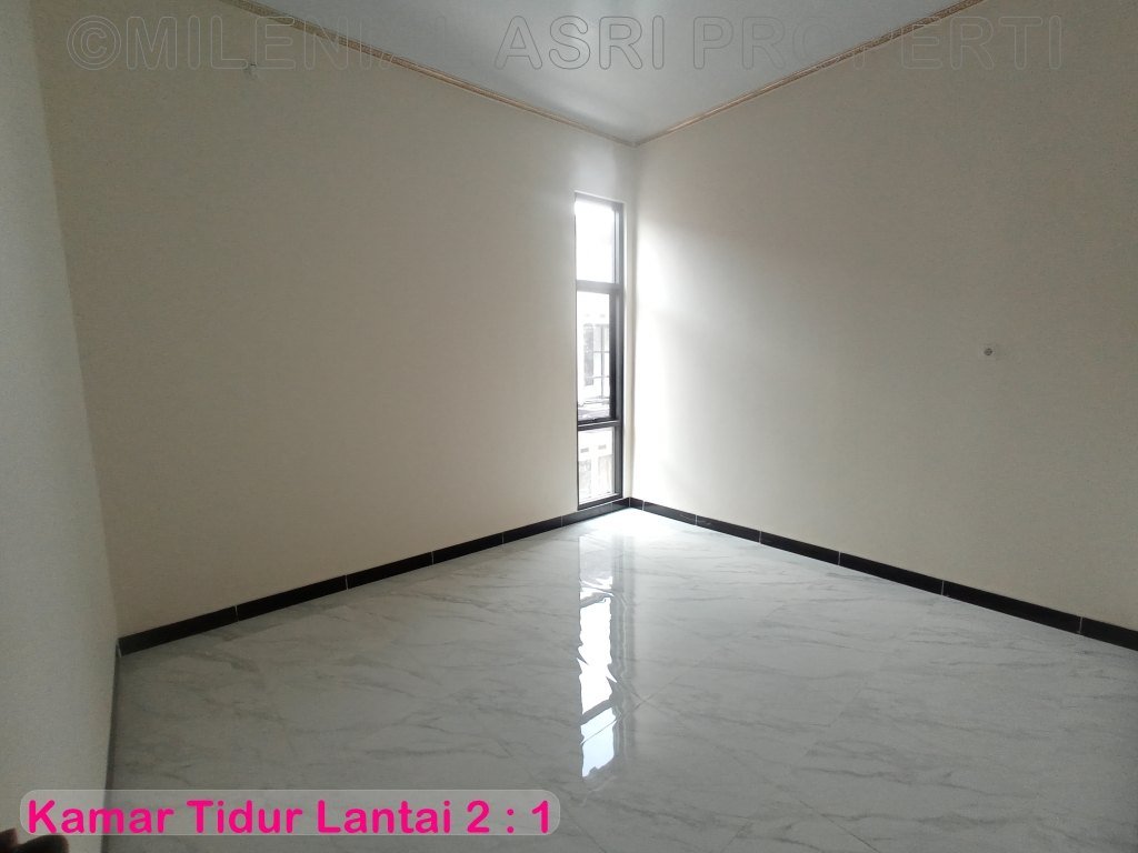Kamar Tidur Lantai Dua : 1