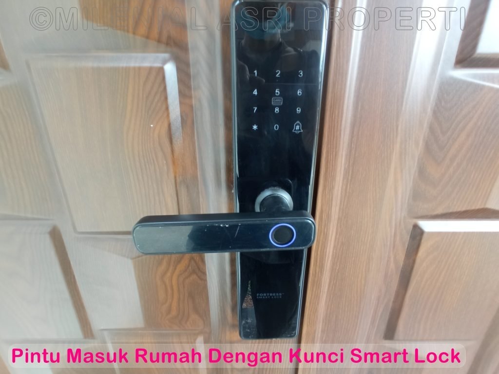 Kunci Pintu Masuk Rumah Dengan Sistem Smart Lock
